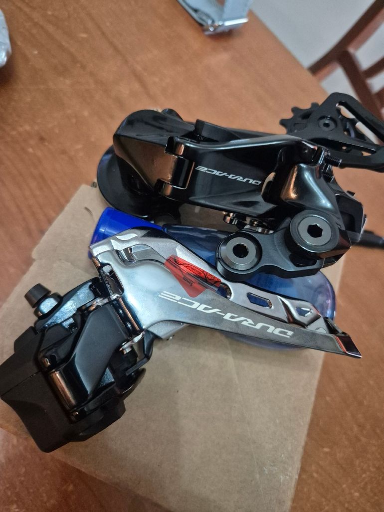 Shimano Deragliatori bike usato — immagine 7 di 7