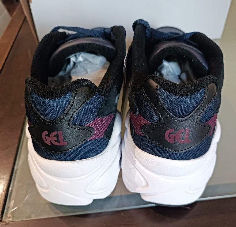 Asics Gel bike usato — immagine 6 di 11