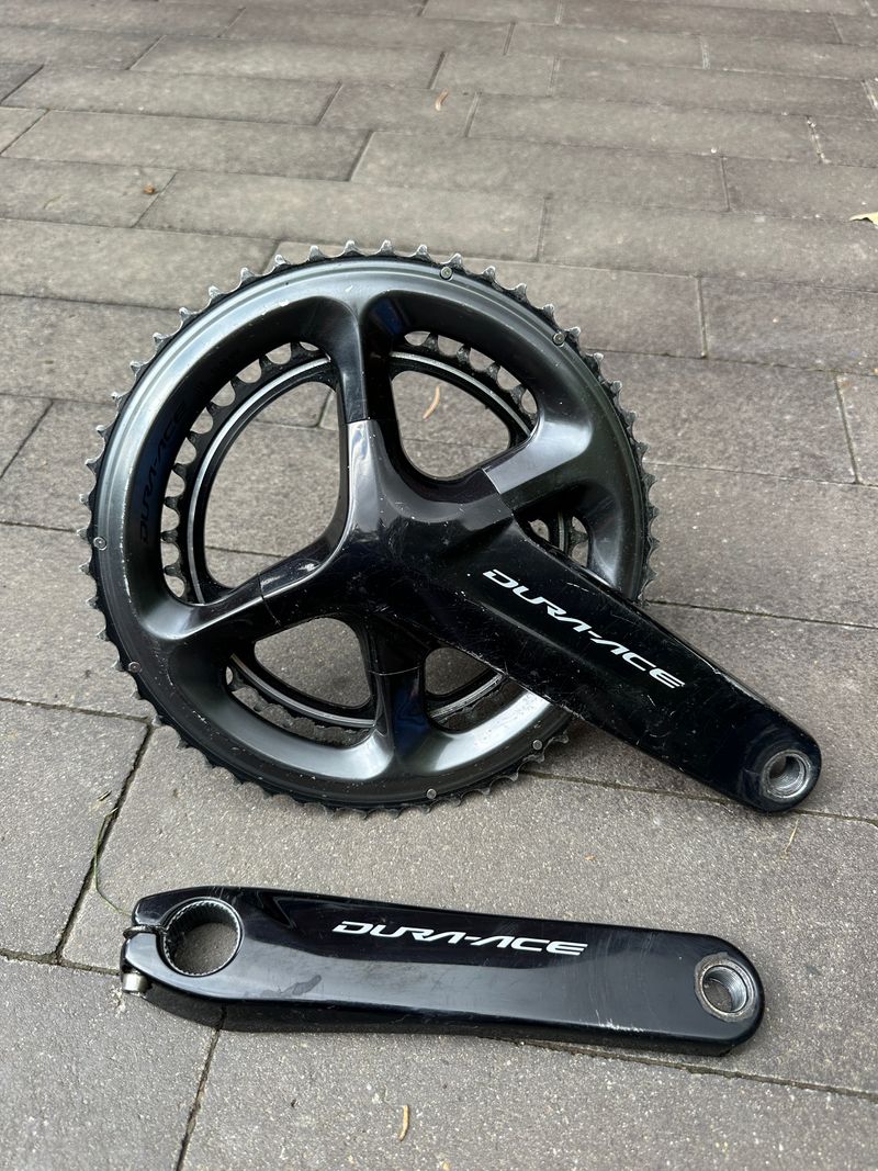 Použité Shimano Dura-Ace R9100 Crank Drivetrain & Pedals