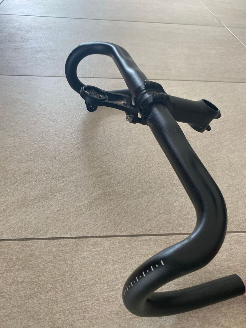 Brugt Bontrager Elite IsoZone VR-CF Road Handlebar Cockpit