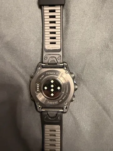 Used Garmin Fenix 8 bike — image 3 of 9