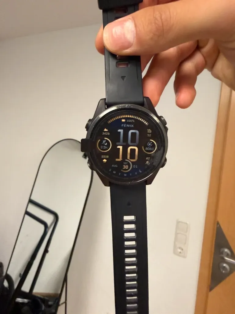 Used Garmin Fenix 8 bike — image 2 of 9