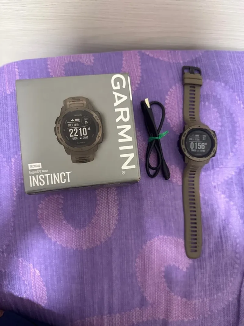 Used Garmin Instinct Electronics