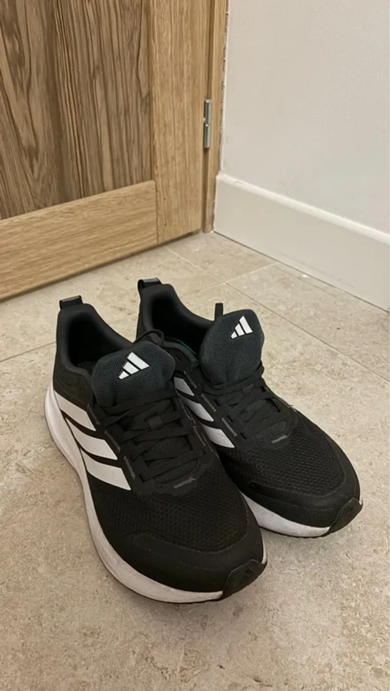 Used Adidas Sport Schuhe Running Shoes