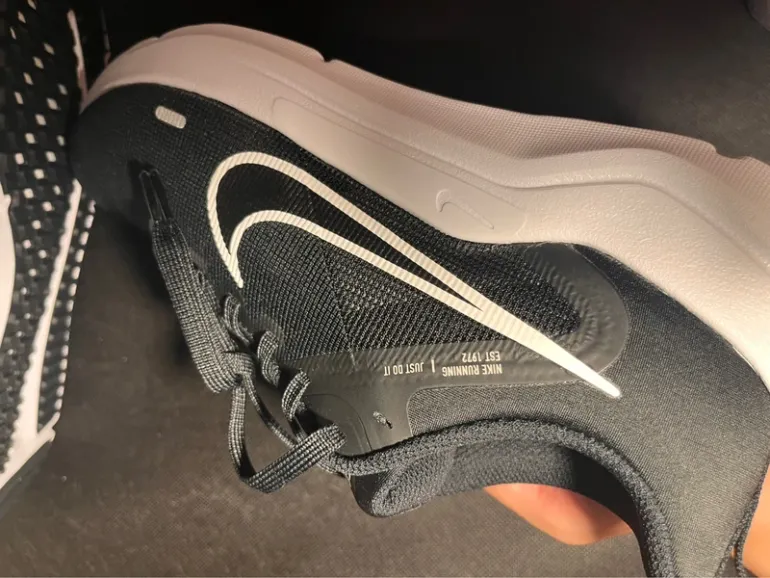 Used 100% Nike Downshifter 12 bike — image 3 of 8
