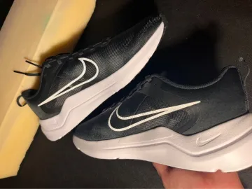Used 100% Nike Downshifter 12 bike — image 2 of 8