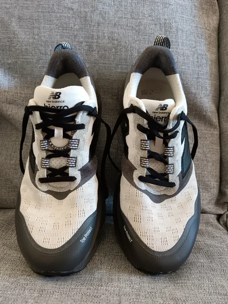 Brugt New Balance Hierro V9 Running Shoes