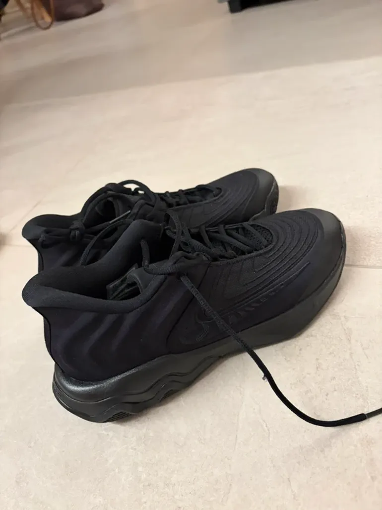 Used Nike sportschoenen bike — image 2 of 4