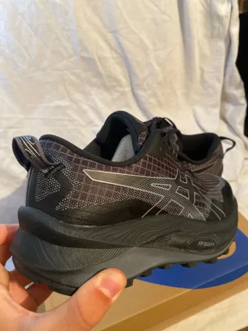 Used Asics Gel Trabuco Max 3 bike — image 6 of 8