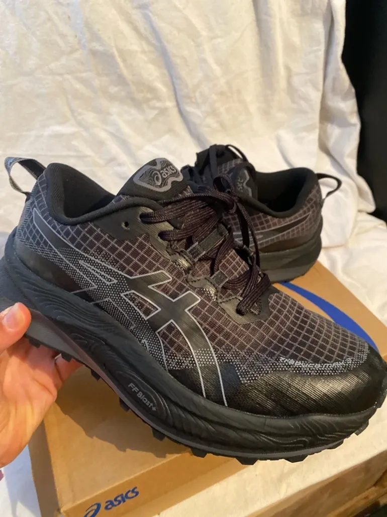 Used Asics Gel Trabuco Max 3 bike — image 3 of 8