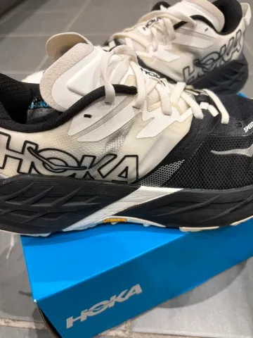 Gebrauchtes Hoka Speedgoat 7 bike — Bild 1 von 15