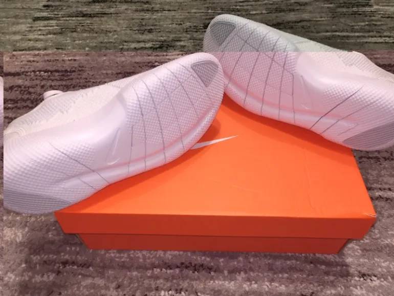 Used White Nike Free 2025 bike — image 5 of 8