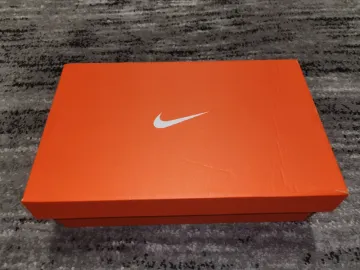 Used White Nike Free 2025 bike — image 7 of 8