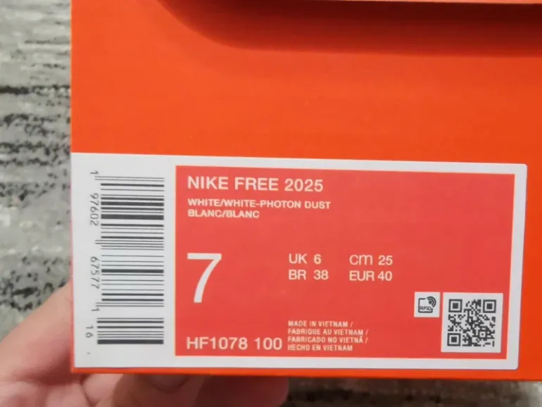 Used White Nike Free 2025 bike — image 8 of 8