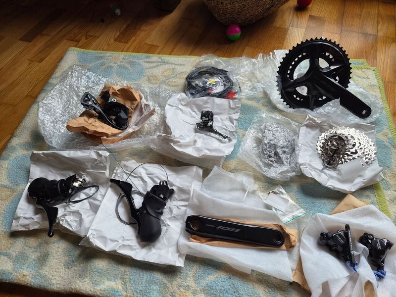 Gebrauchtes Shimano 105 Groupset 12s 52-36 / 11-34 2026 Groupset