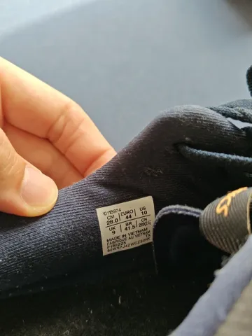 Käytetty Asics Novablast bike — kuva 4 / 4