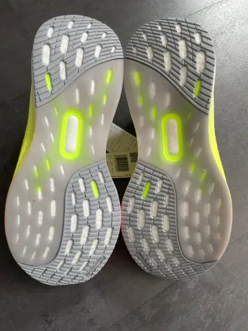 Used Adidas UltraBoost 5 X bike — image 7 of 9