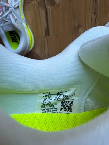 Used Nike Vomero Plus bike — image 5 of 5