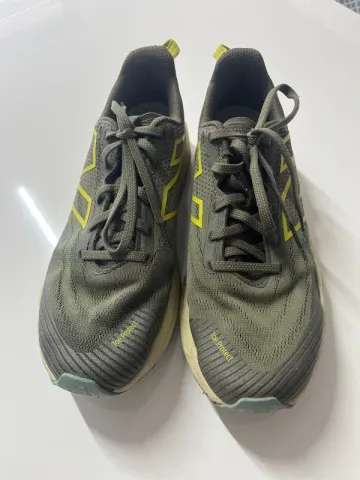 Used New Balance Running Shoes bike — image 3 of 7