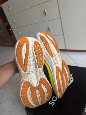 Used Saucony Triumph 23 bike — image 4 of 5