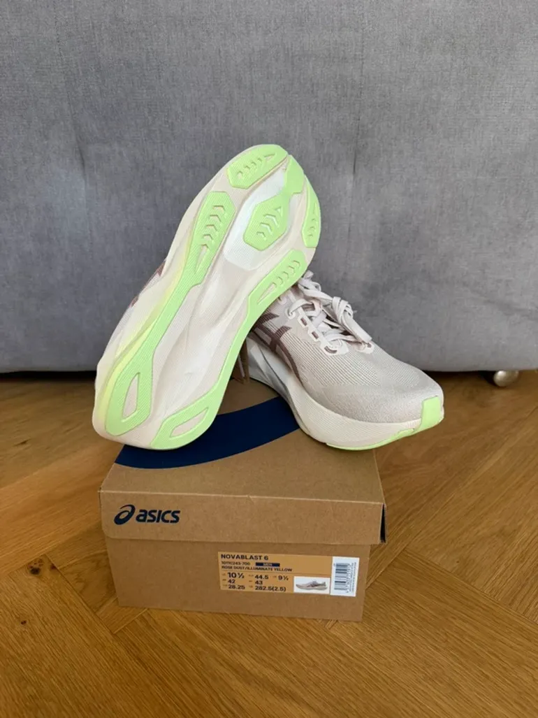 Käytetty Asics Novablast 6 bike — kuva 5 / 10