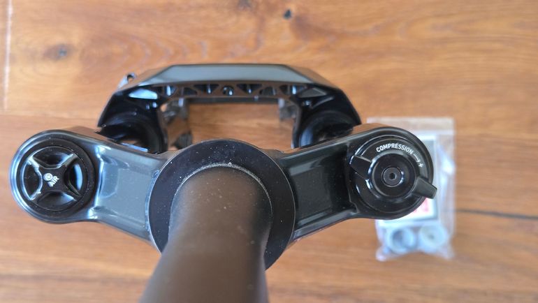 Brugt RockShox Lyrik 160 bike — billede 5 af 5