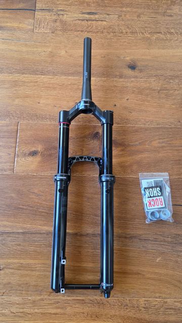 Brugt RockShox Lyrik 160 bike — billede 2 af 5