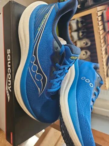Used Saucony Triumph 23 bike — image 1 of 3