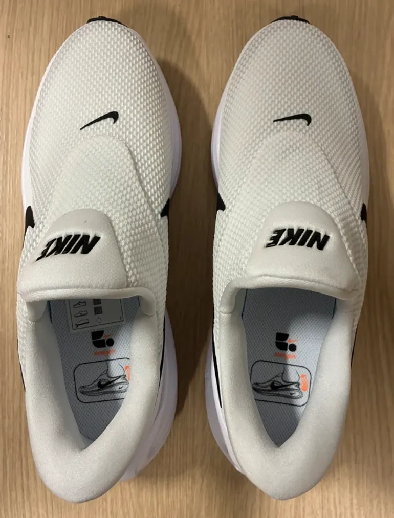 Used Nike Revolution 8 Easyon bike — image 2 of 8