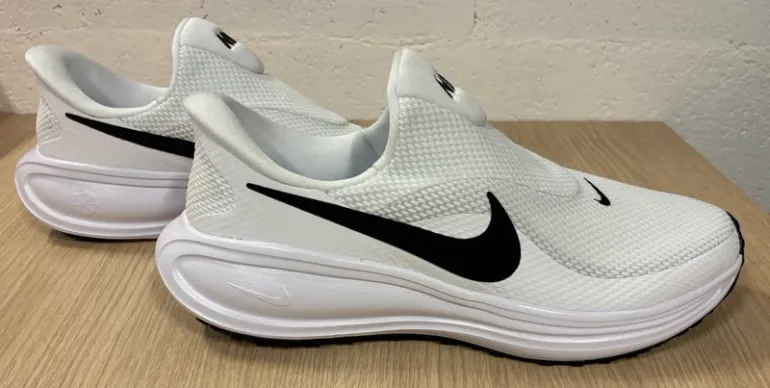 Used Nike Revolution 8 Easyon bike — image 4 of 8