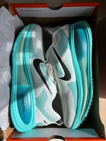 Gebrauchtes Nike Zoom Vomero 18 bike — Bild 4 von 11