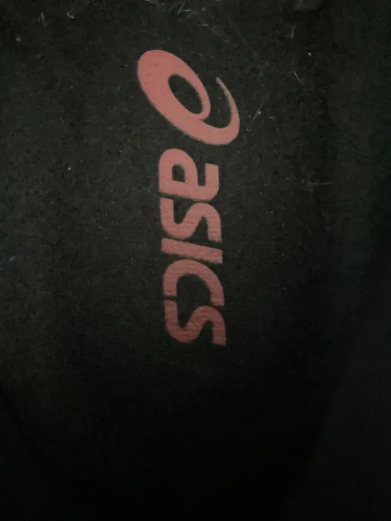 Used Asics Running Shoes bike — image 3 of 3