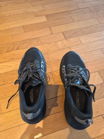 Used Supernova Rise 3 Gore-tex bike — image 6 of 9