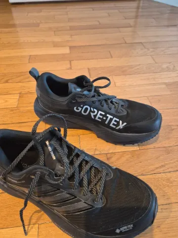 Used Supernova Rise 3 Gore-tex bike — image 4 of 9