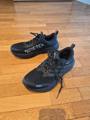 Used Supernova Rise 3 Gore-tex bike — image 3 of 9