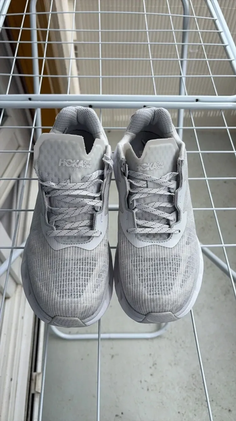 Used Hoka One One Elevon 2 bike — image 3 of 5