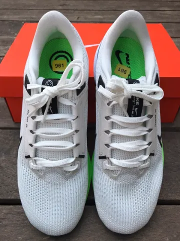 Used Pegasus Nike Air Zoom 40 bike — image 2 of 8