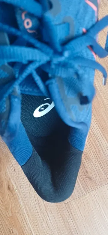 Used Asics Versablast 4 bike — image 5 of 8
