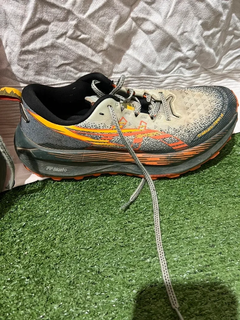Asics Trabuco Max 4 Running Shoes usato
