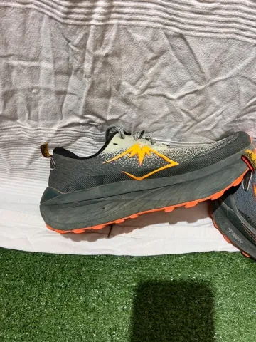 Asics Trabuco Max 4 bike d'occasion — image 5 sur 6