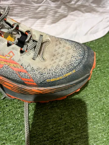 Asics Trabuco Max 4 bike d'occasion — image 2 sur 6