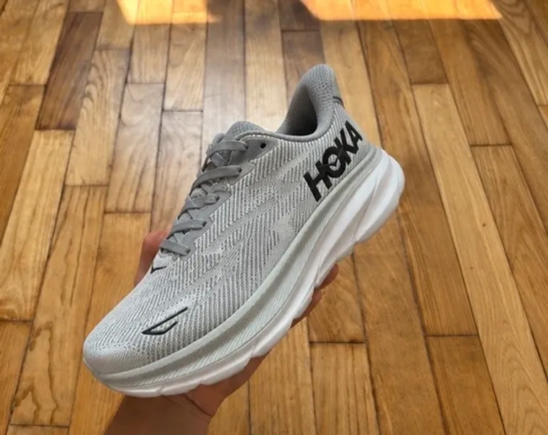 Used Hoka Clifton 9 bike — image 4 of 4