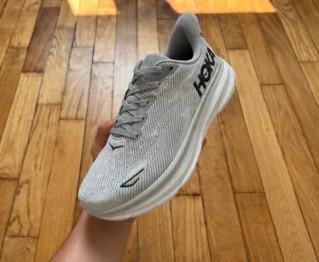 Used Hoka Clifton 9 bike — image 1 of 4