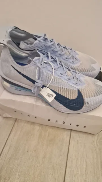 Used Scarpa Vaporfly 4 bike — image 3 of 11
