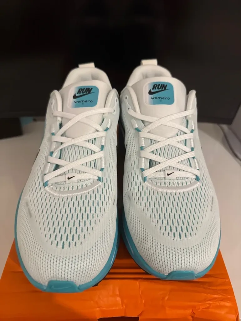 Nike Vomero 18 bike d'occasion — image 3 sur 5