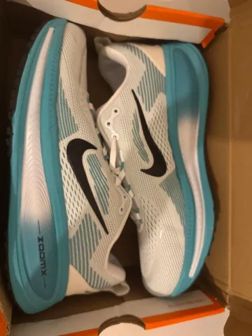 Nike Vomero 18 bike d'occasion — image 5 sur 5