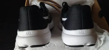 Used Asics Running Shoes bike — image 3 of 10