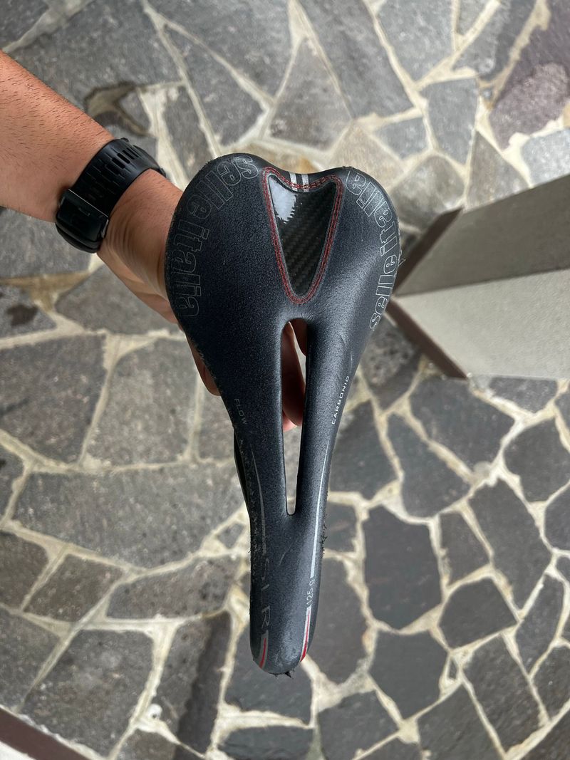 Used Selle Italia SLR Boost 3D Kit Carbon Superflow Saddles & Seatposts