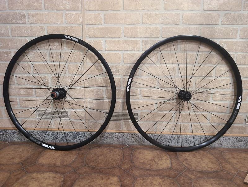 Used Dt Swiss R470 Wheels 2025 Wheels