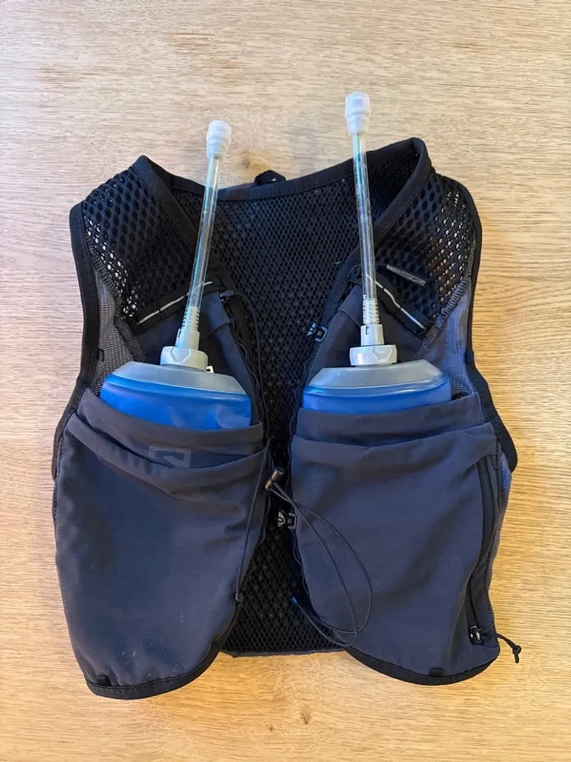 Used Salomon Active Skin 8 Set Running Accessories